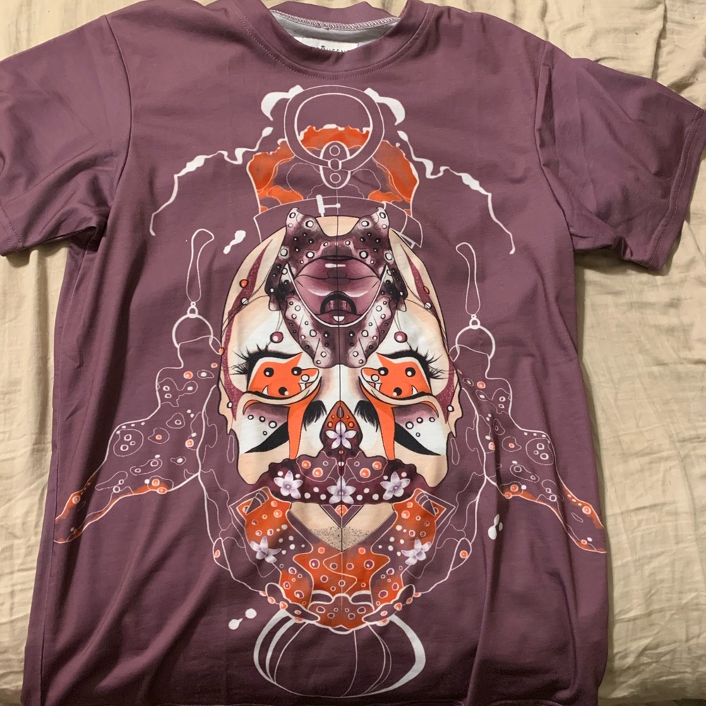 Graphic art tee